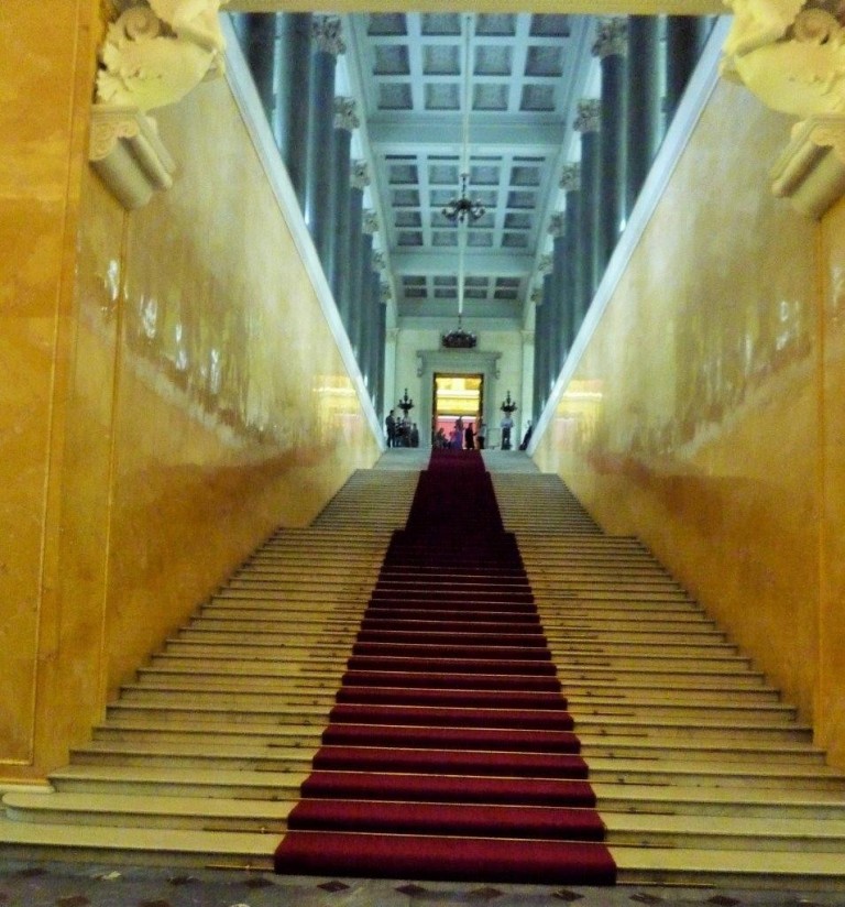 Bibliotheken | Treppenforschung